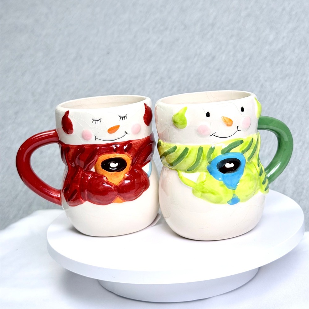Bay Island Inc Snowman Mugs Set of 2 Christmas Holiday 3D Ceramic Red/Grn Scarfs